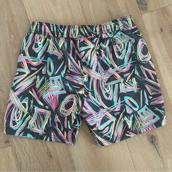 Maui and Sons 6” Scratch That Pool Shorts Sz S *H13 - Picture 3 of 4